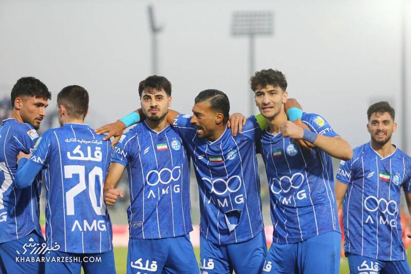 شادی گل سعید سحرخیزان در دیدار استقلال و فولاد