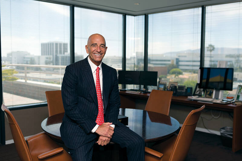 تام باراک: نماد تفرعن و خباثت الیت آمریکایی/ نقش سفیر آمریکا در ترکیه در شبکه‌ی بردگی جنسی کودکان +عکس و فیلم