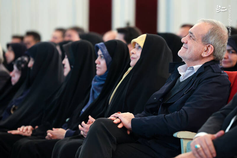 عکس / حضور پزشکیان در اجلاسیه بین‌المللی خانواده آینده پیوندهای پایدار 3