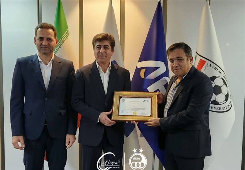 فوتبال , استقلال , 