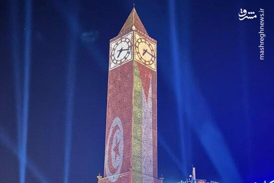 نمایش پرچم فلسطین در میدان اصلی پایتخت تونس