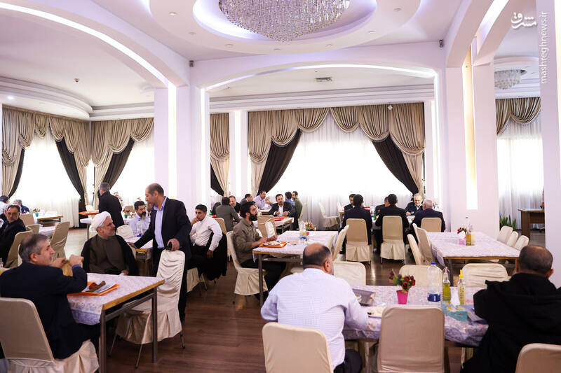 عکس / حضور پزشکیان در ناهارخوری کارکنان نهاد ریاست‌جمهوری 4
