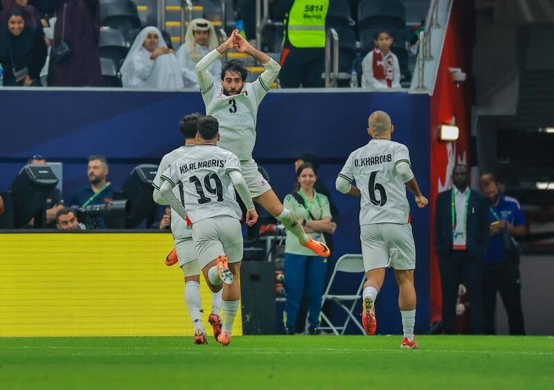 فلسطين،قطر،دقيقه،بازي،حماده،دقايق،ميزبان،ضربه،دروازه،اشتباه، ...