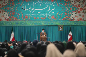 فیلم/ مهمترین حق و نیاز زن در خانه از نگاه رهبر انقلاب