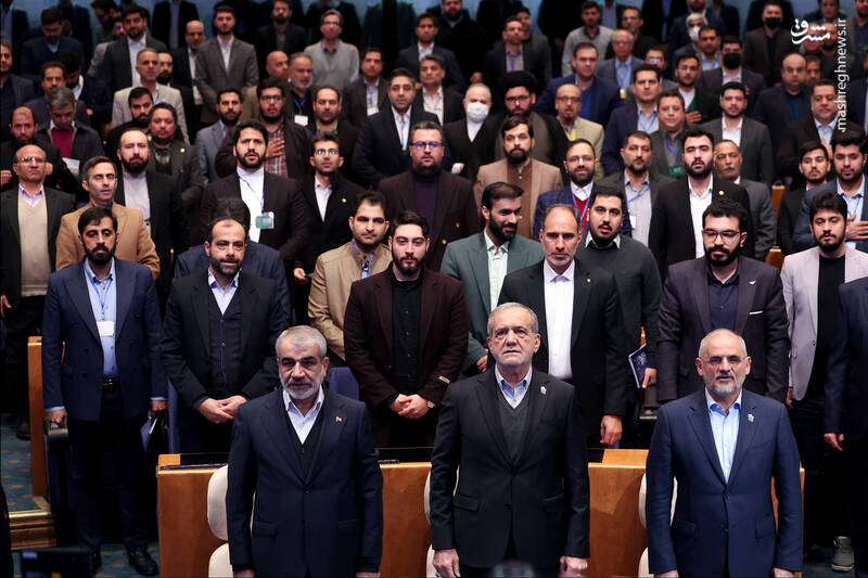 عکس / حضور رئیس جمهور در همایش بین‌المللی حقوق ملت و آزادی‌های مشروع 3