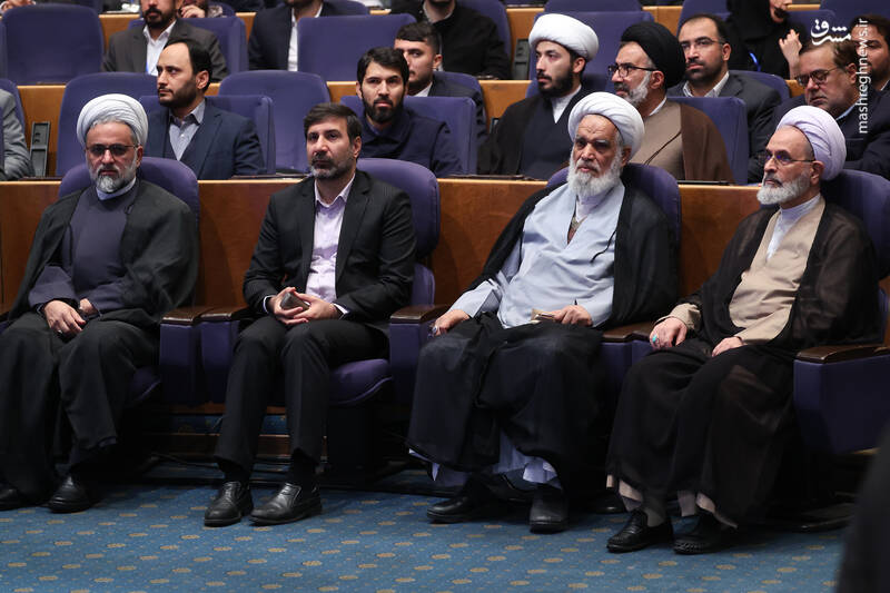 عکس / حضور رئیس جمهور در همایش بین‌المللی حقوق ملت و آزادی‌های مشروع 19