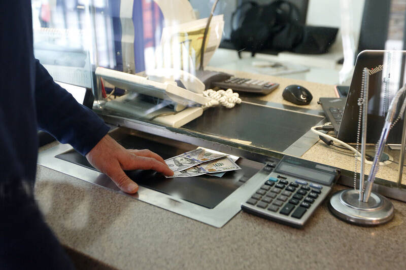 مسافرتي،ارز،ابلاغيه،مركزي