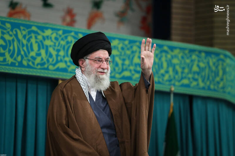 عکس / دیدار هزاران نفر از زنان و دختران با رهبر انقلاب 5