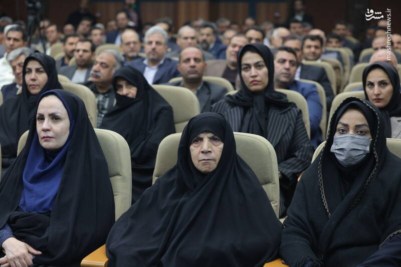 عکس / دیدار رئیس عدلیه با اقشار مختلف مردم در یزد 30