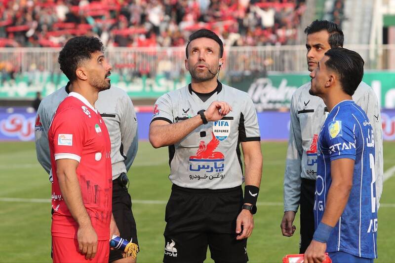 خطا،دزفولي،عسگري،هادي،دقيقه،حسين،كارت،استقلال،درست،بازي