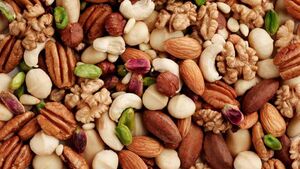 افزایش 40 تا 100 درصدی قیمت آجیل و خشکبار