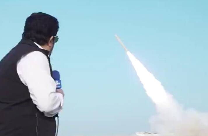 فیلم/ لحظه شلیک موشک بالستیک ۳۰۳ نیروی دریایی سپاه