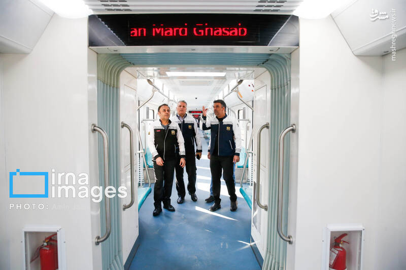 عکس / افتتاح و بهره برداری از دو رام قطار مترو ملی 18