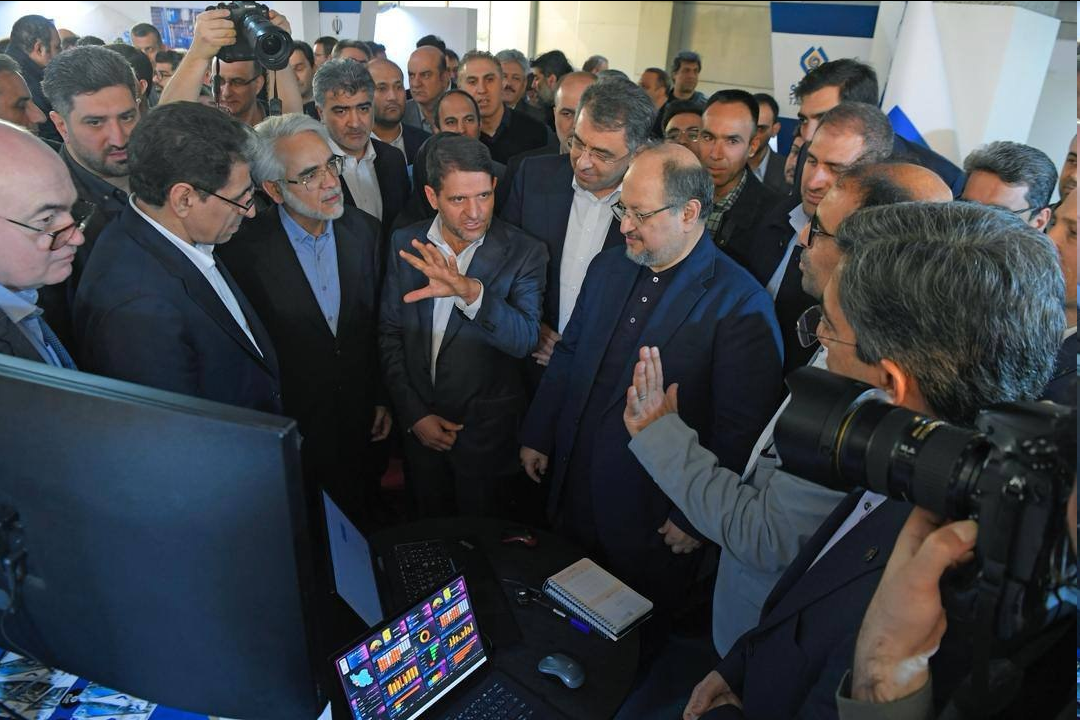 چهارمین همایش پتروفن گشایش یافت / از ثبت 400 نوآوری در دیتا بانک جایزه نوآوری پتروشیمی تا هم‌افزایی خلیج‌فارس با زیست‌بوم نوآوری