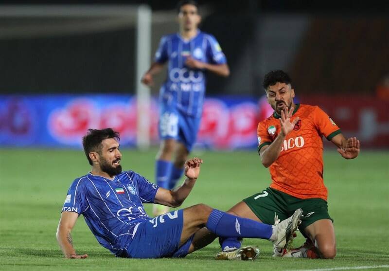 سپاهان،بازيكن،رضاييان،استقلال،شايعاتي