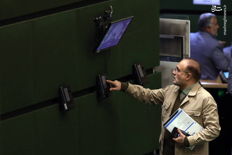 عکس/ جلسه علنی امروز یکشنبه ۱۶ آذر مجلس