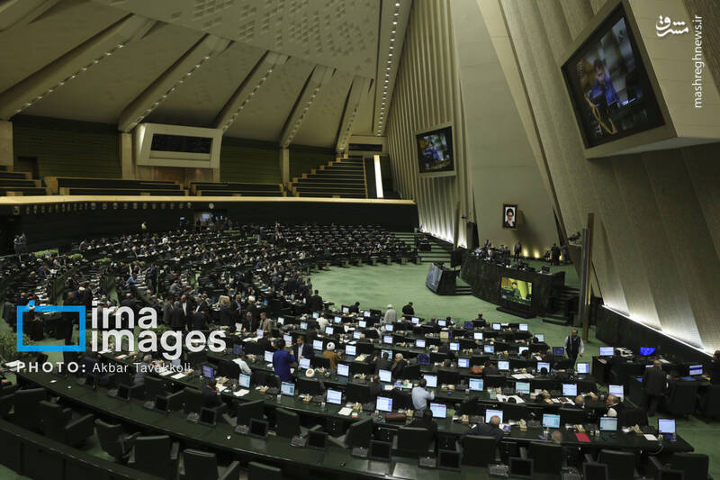 عکس/ جلسه علنی امروز یکشنبه ۱۶ آذر مجلس