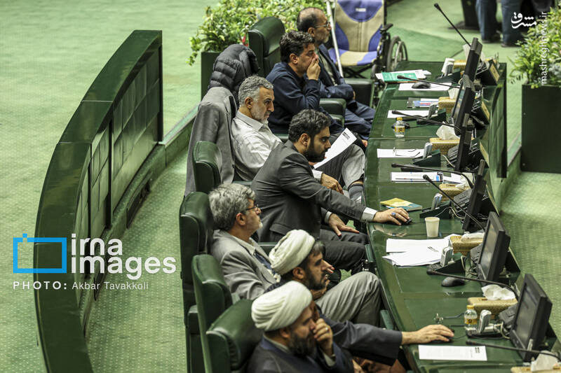 عکس/ جلسه علنی امروز یکشنبه ۱۶ آذر مجلس