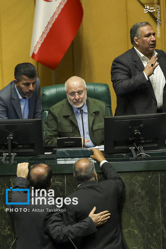 عکس/ جلسه علنی امروز یکشنبه ۱۶ آذر مجلس