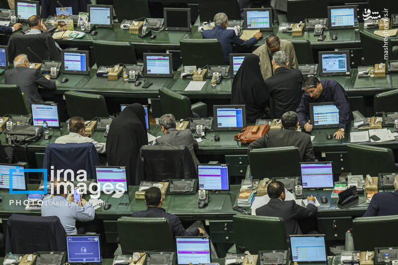 عکس/ جلسه علنی امروز یکشنبه ۱۶ آذر مجلس