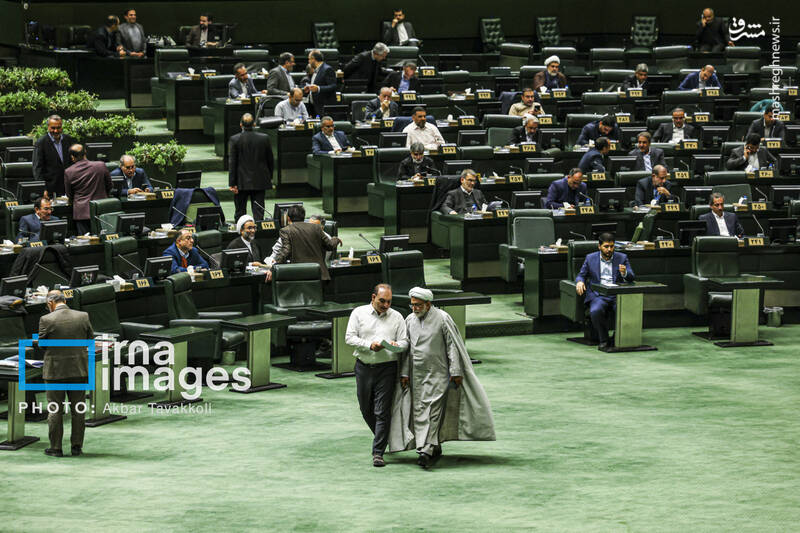 عکس/ جلسه علنی امروز یکشنبه ۱۶ آذر مجلس