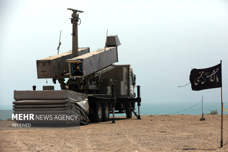 پیام قاطع رزمایش«اقتدار»نیروی دریایی سپاه از «نواب» تا موشکهای دوربرد