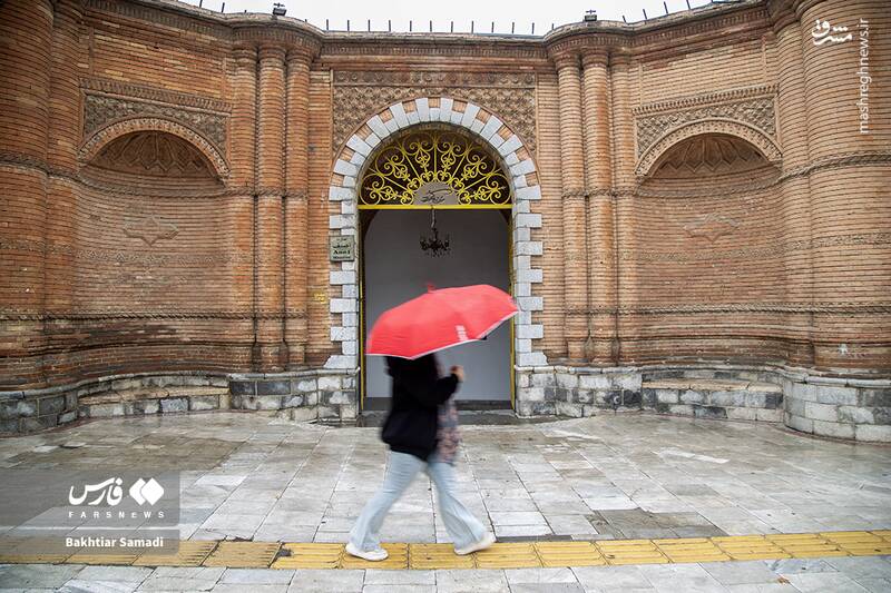 عکس/ چتر باران بر سر مردم در کردستان