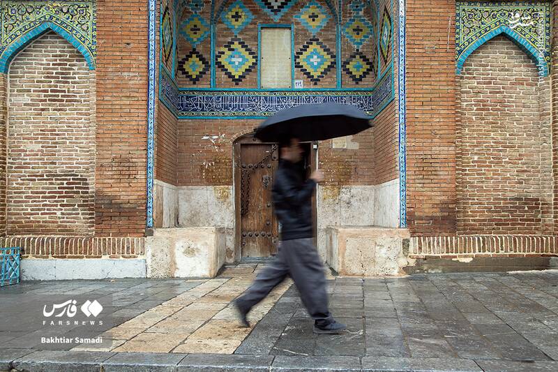 عکس/ چتر باران بر سر مردم در کردستان