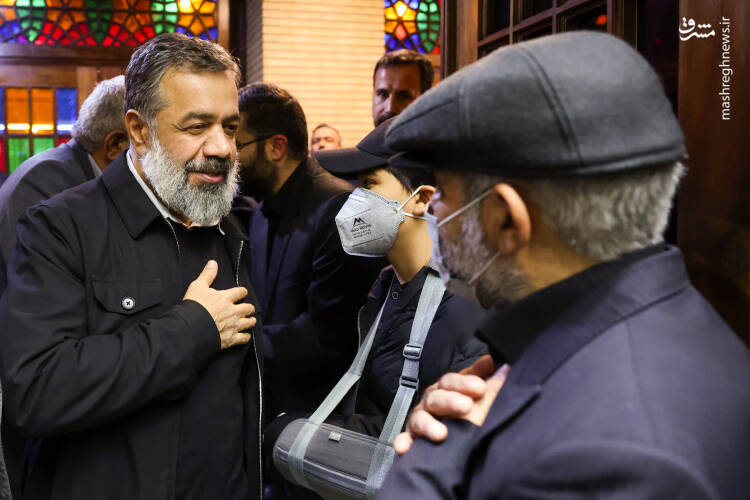 عکس / حضور پزشکیان در مراسم ختم خانواده سقاب اصفهانی 14