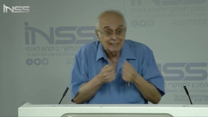 چه کسانی محتوای فکری و عملیاتی صهیونیستها علیه ایران را تامین میکنند؟/ آمان و موساد پشت میز پژوهش: نقش کارشناسان صهیونیست در ترور و تحریم ایران