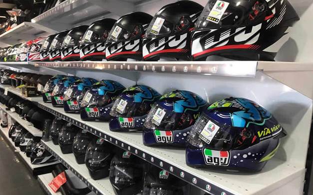 از کجا کلاه کاسکت بخریم؟