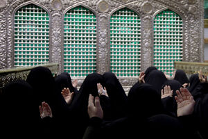 خارج نشینان چطور نذورات خود را برای حرم امام رضا پرداخت می‌کنند؟