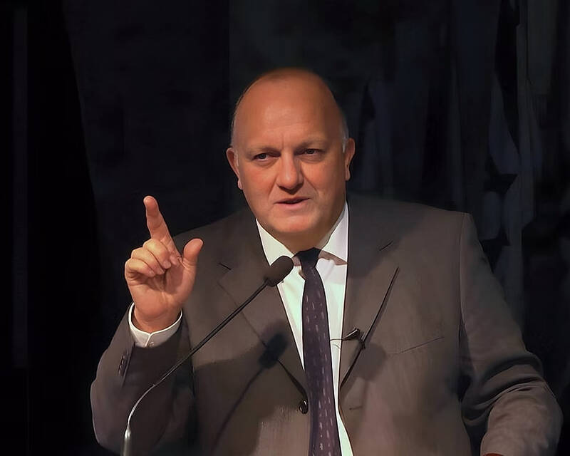 چه کسانی محتوای فکری و عملیاتی صهیونیستها علیه ایران را تامین میکنند؟/ آمان و موساد پشت میز پژوهش: نقش کارشناسان صهیونیست در ترور و تحریم ایران - بخش دوم