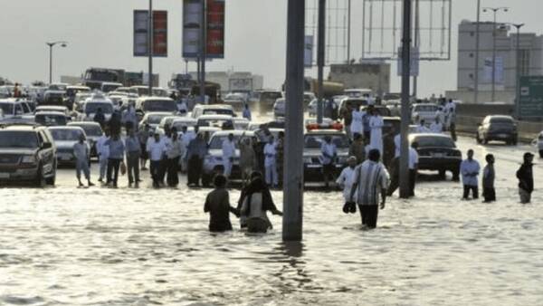 فیلم/ جده زیر آب رفت