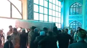 فیلم/ خروش مردم زابل در تشییع پیکر ۳ شهید حادثه تروریستی لار