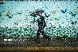 بارش باران پاییزی در رشت