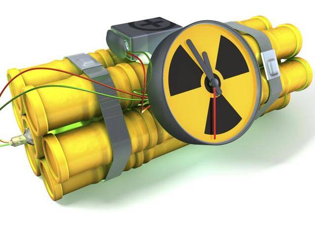 افشاگری ژنرال ارشد روس از استراتژی جدید اوکراین/ آیا زلنسکی و شرکای اروپایی او به سمت «بمب کثیف» حرکت می کنند؟