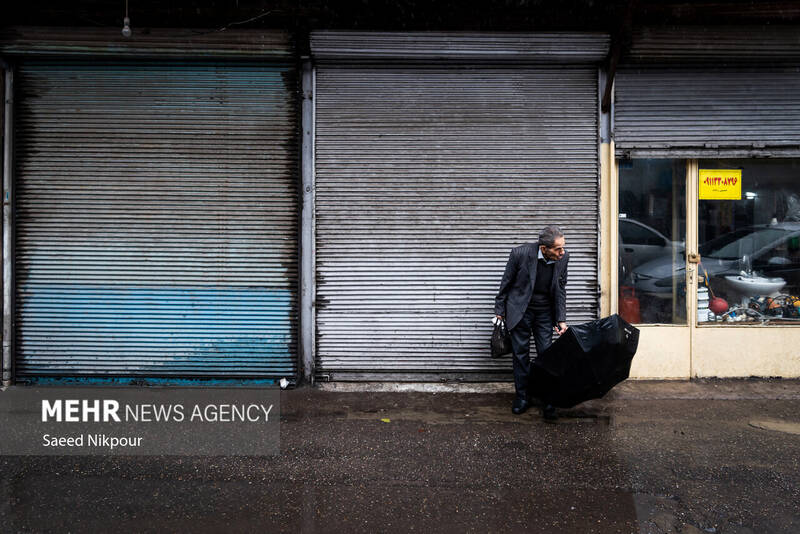 بارش باران پاییزی در رشت