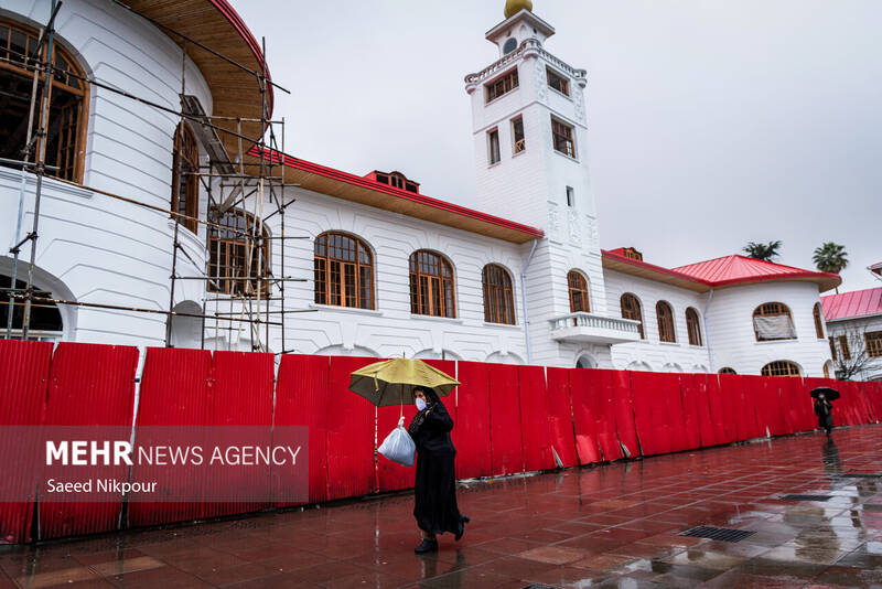 بارش باران پاییزی در رشت