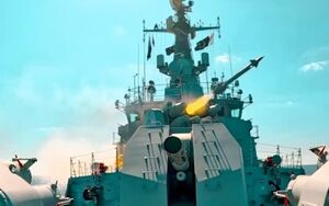 پاکستان سامانه موشکی چینی را با موفقیت در دریا آزمایش کرد+فیلم