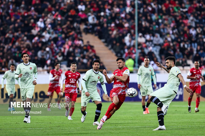ورزشگاه میزبان دیدار تراکتور و پرسپولیس مشخص شد