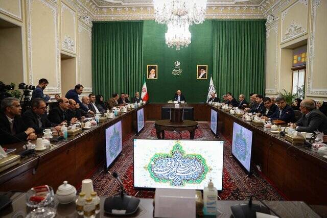 قالیباف: کشور با نسخه‌های کلی و تصمیمات غیرمیدانی درمان نمی‌شود