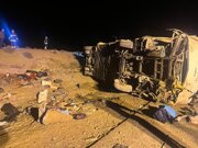 واژگونی اتوبوس مسافری با ۲۲ قربانی و مصدوم در اصفهان +عکس