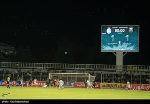 ضارب پیروانی این بار استقلالی‌ها را زد +فیلم