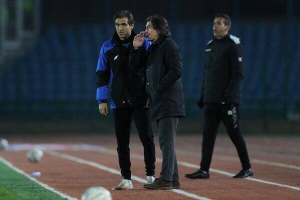 چند دستگی در استقلال/ ساپینتو نتایج ضعیف را گردن دیگران می‌اندازد!