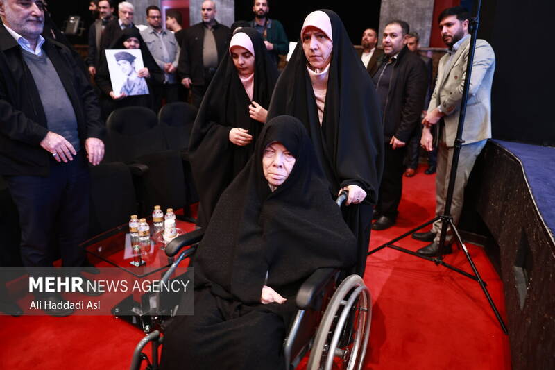 آئین تجلیل از مادر شهیدان حسن و محمد باقری