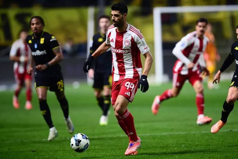 المپياكوس،آريس،مهاجم،يونان،بازي،طارمي