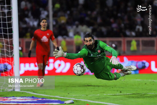 دیدار تراکتور و پرسپولیس در جام حذفی
