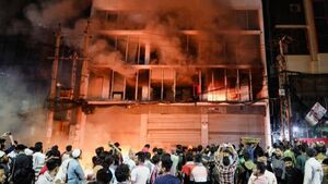 فیلم/ خشم و آشوب در پایتخت بنگلادش