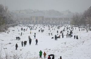 بارش اولین برف پاییزی در اصفهان